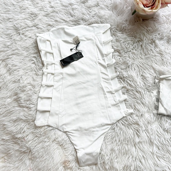 NWT Anthropologie x Tavik Charlotte White One Piece Swimsuit women size small - Picture 3 of 4